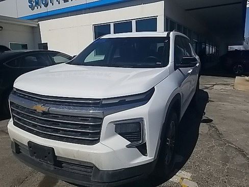 Certified 2025 Chevrolet Traverse LT image 8