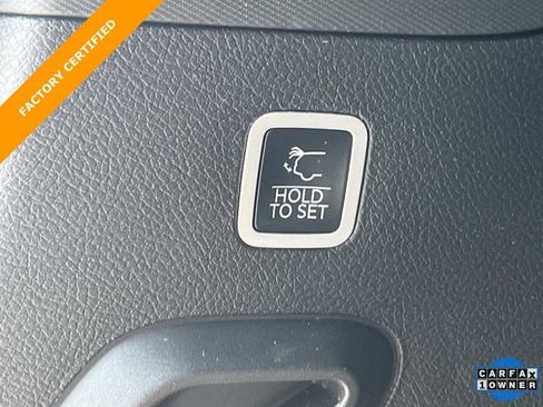 Certified 2024 Jeep Grand Wagoneer Series III w/ Rear Seat Video Group 1 AWD/4WD image 14