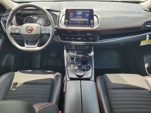 Used 2025 Nissan Rogue SV w/ Rock Creek Premium Package AWD/4WD image 17