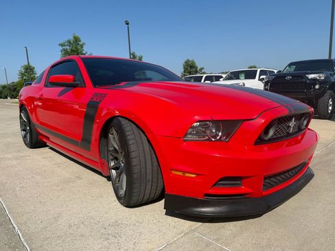 Used 2013 Ford Mustang Boss 302 RWD image 3