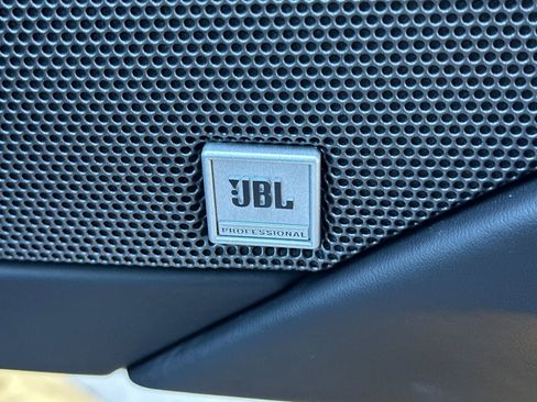 Used 2018 Ferrari 488 Spider image 34