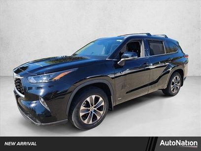 Used 2022 Toyota Highlander XLE
