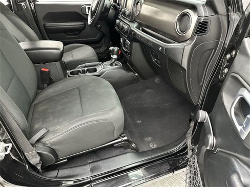 Used 2020 Jeep Wrangler Unlimited Sport image 23