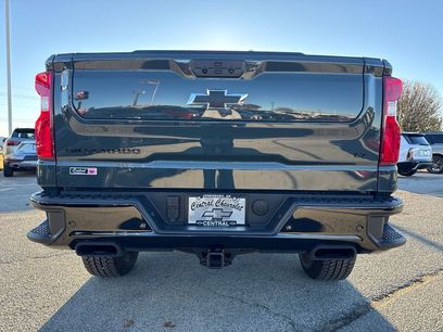 New 2026 Chevrolet Silverado 1500 LT Trail Boss w/ Dark Appearance Package