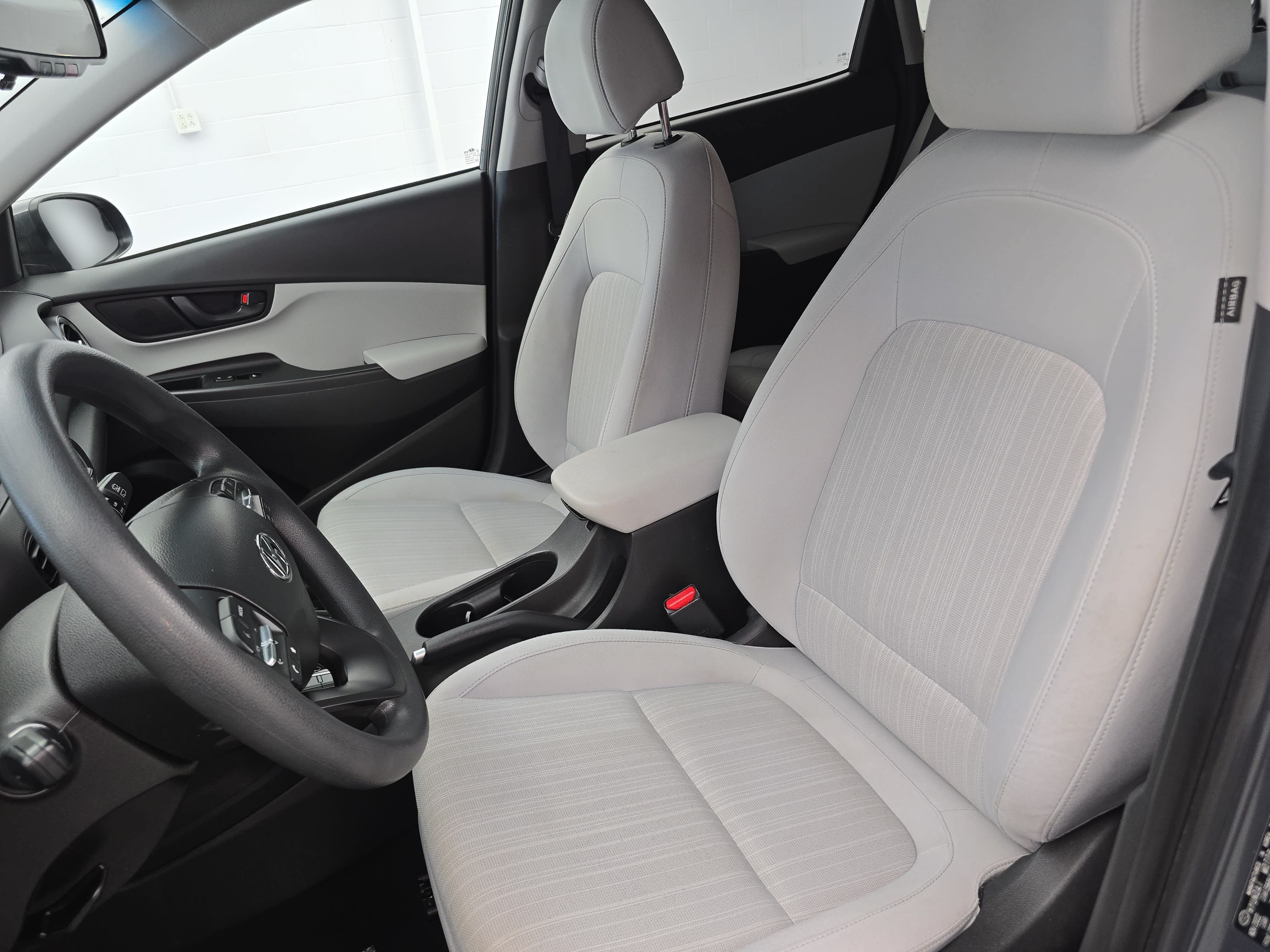 Used 2023 Hyundai Kona SEL FWD image 14