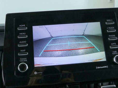 Used 2022 Toyota Camry SE FWD image 18