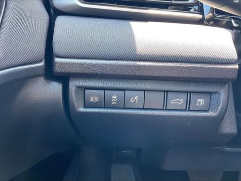 Used 2025 Toyota Camry LE FWD image 36