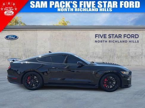 Used 2021 Ford Mustang Shelby GT500 w/ Technology Package RWD image 10