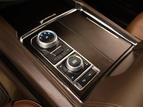 Used 2022 Ford Expedition Max King Ranch AWD/4WD image 9
