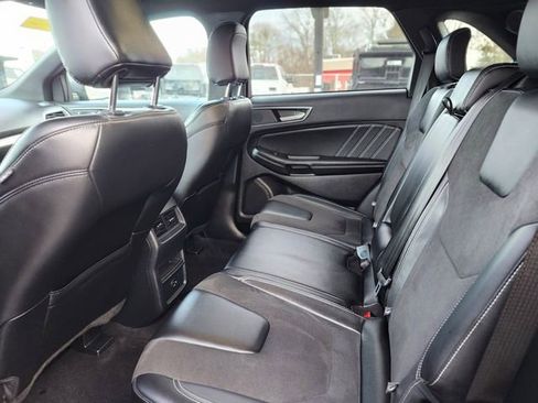 Certified 2022 Ford Edge ST image 16