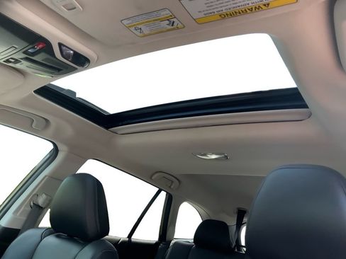 Used 2021 Subaru Outback Limited AWD/4WD image 19