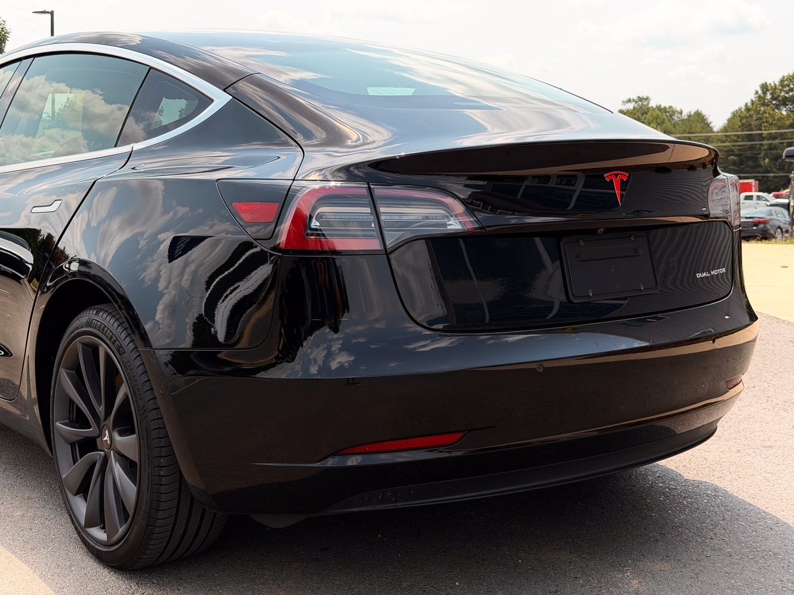 Used 2020 Tesla Model 3 Long Range AWD/4WD image 4