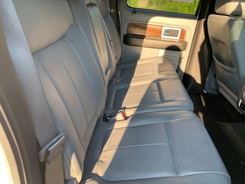 Used 2014 Ford F150 Lariat w/ Equipment Group 502A Luxury AWD/4WD image 15