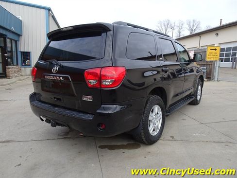 Used 2012 Toyota Sequoia SR5 AWD/4WD image 8