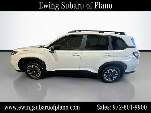 Used 2026 Subaru Forester Premium AWD/4WD image 4