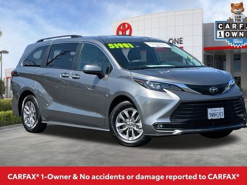 Certified 2026 Toyota Sienna XLE FWD image 2