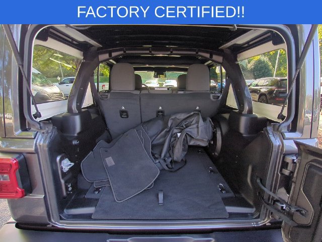 Certified 2026 Jeep Wrangler Unlimited Sahara AWD/4WD image 31