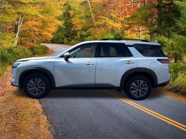 Certified 2024 Nissan Pathfinder SV AWD/4WD image 8