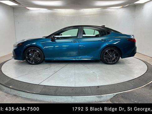 Used 2025 Toyota Camry XSE w/ Premium Package image 2