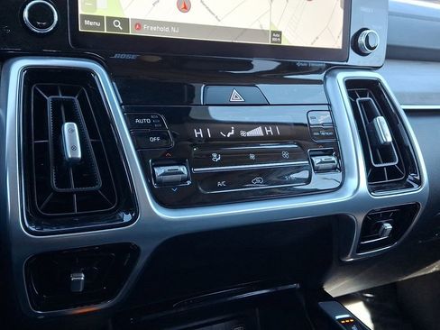 Certified 2022 Kia Sorento SX Prestige image 25