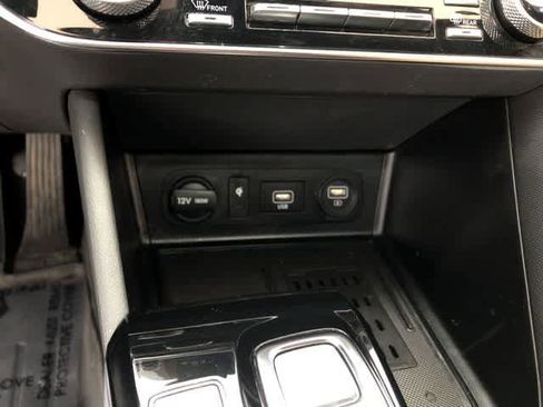 Used 2021 Hyundai Sonata Limited w/ Preferred Accessory Package image 21