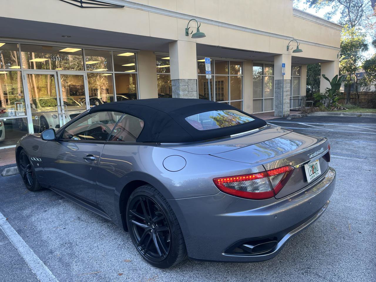 Used 2016 Maserati GranTurismo Sport RWD image 16