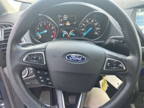 Used 2018 Ford Escape SEL image 25