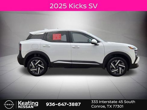 Certified 2025 Nissan Kicks SV image 2