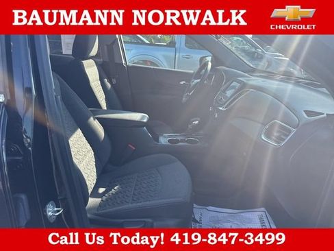 Used 2024 Chevrolet Equinox LT w/ LPO, Floor Liner Package FWD image 11