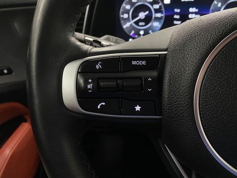 Used 2023 Kia Sportage SX FWD image 17