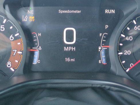 New 2026 Jeep Compass Latitude image 11