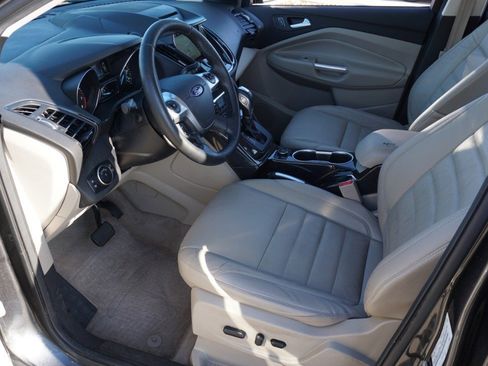 Used 2016 Ford Escape Titanium image 13