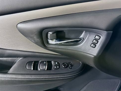Certified 2020 Nissan Murano SL w/ Moonroof Package image 25