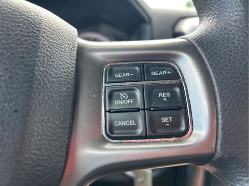 Certified 2021 RAM 1500 Classic SLT AWD/4WD image 15