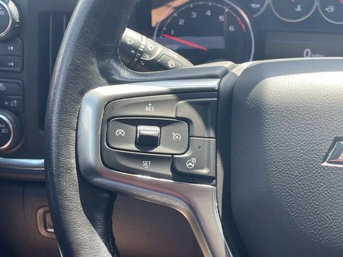 Used 2021 Chevrolet Silverado 1500 LT AWD/4WD image 27
