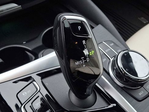 Certified 2023 BMW 540i xDrive w/ Executive Package image 15