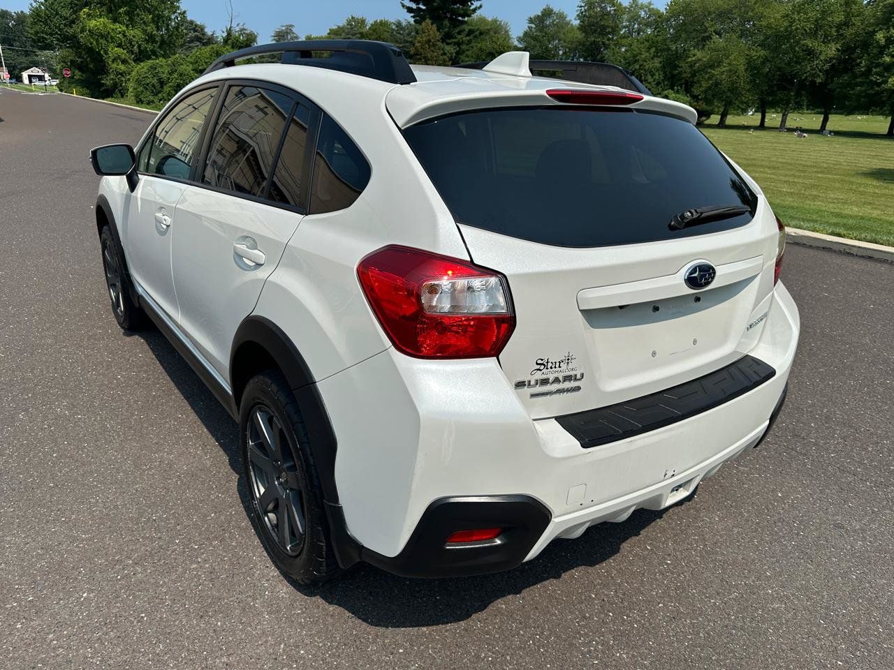 Used 2016 Subaru Crosstrek 2.0i Limited AWD/4WD image 8