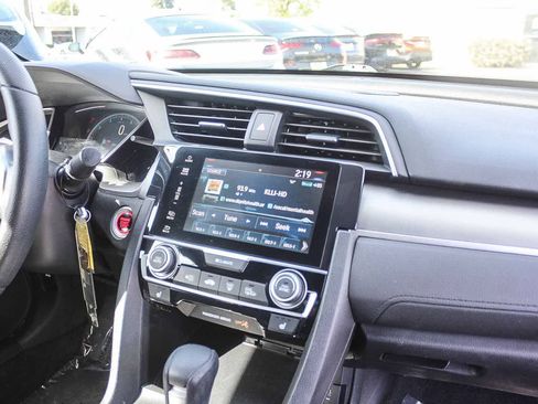 Used 2017 Honda Civic EX-T image 17