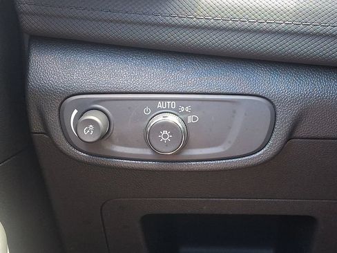 Used 2024 Chevrolet TrailBlazer LT AWD/4WD image 26