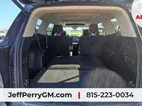 Used 2019 GMC Acadia Denali w/ Technology Package AWD/4WD image 17