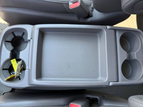 Used 2016 Honda Odyssey Touring Elite image 27