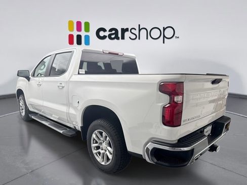 Used 2022 Chevrolet Silverado 1500 LT AWD/4WD image 3