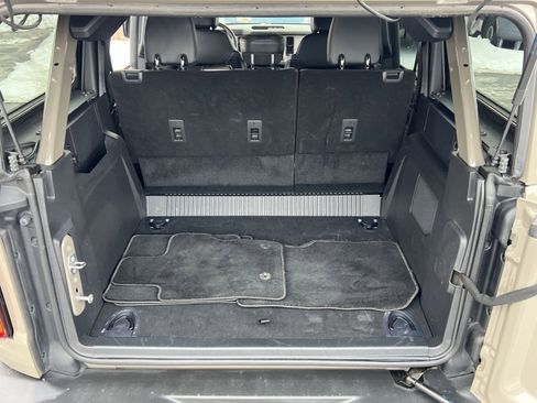 Used 2025 Ford Bronco Outer Banks image 24