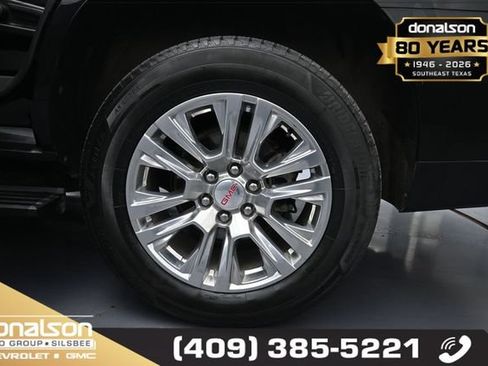 Used 2022 GMC Yukon Denali AWD/4WD image 15