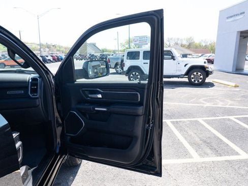 Used 2025 RAM 1500 Laramie image 14