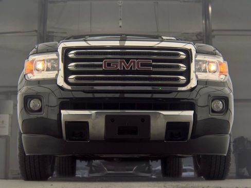 Used 2018 GMC Canyon SLT w/ Driver Alert Package AWD/4WD image 3