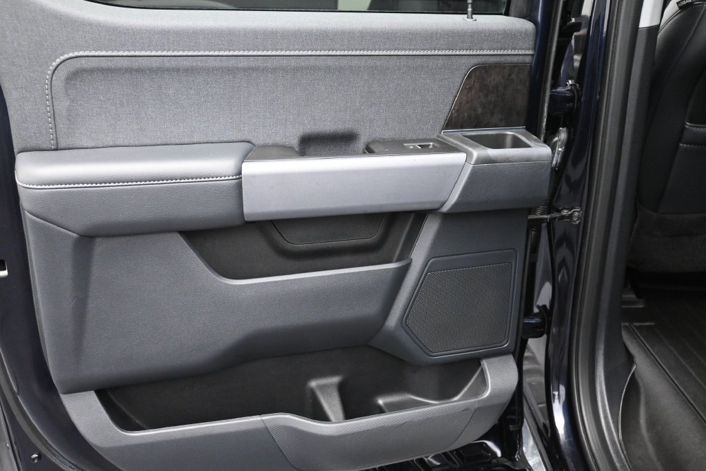 Used 2021 Ford F150 Lariat RWD image 4
