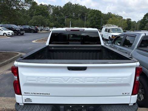 Used 2023 Chevrolet Silverado 1500 LTZ w/ LTZ Convenience Package II AWD/4WD image 4