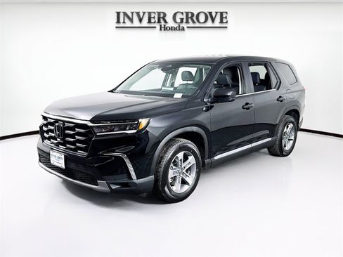 Certified 2025 Honda Pilot EX-L image 1