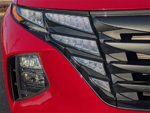 Used 2022 Hyundai Tucson SE image 10